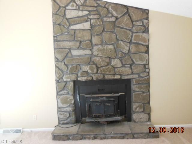 124 Applegate Road Kernersville, NC 27284 - Photo 8 of 8 Gallery Image 8