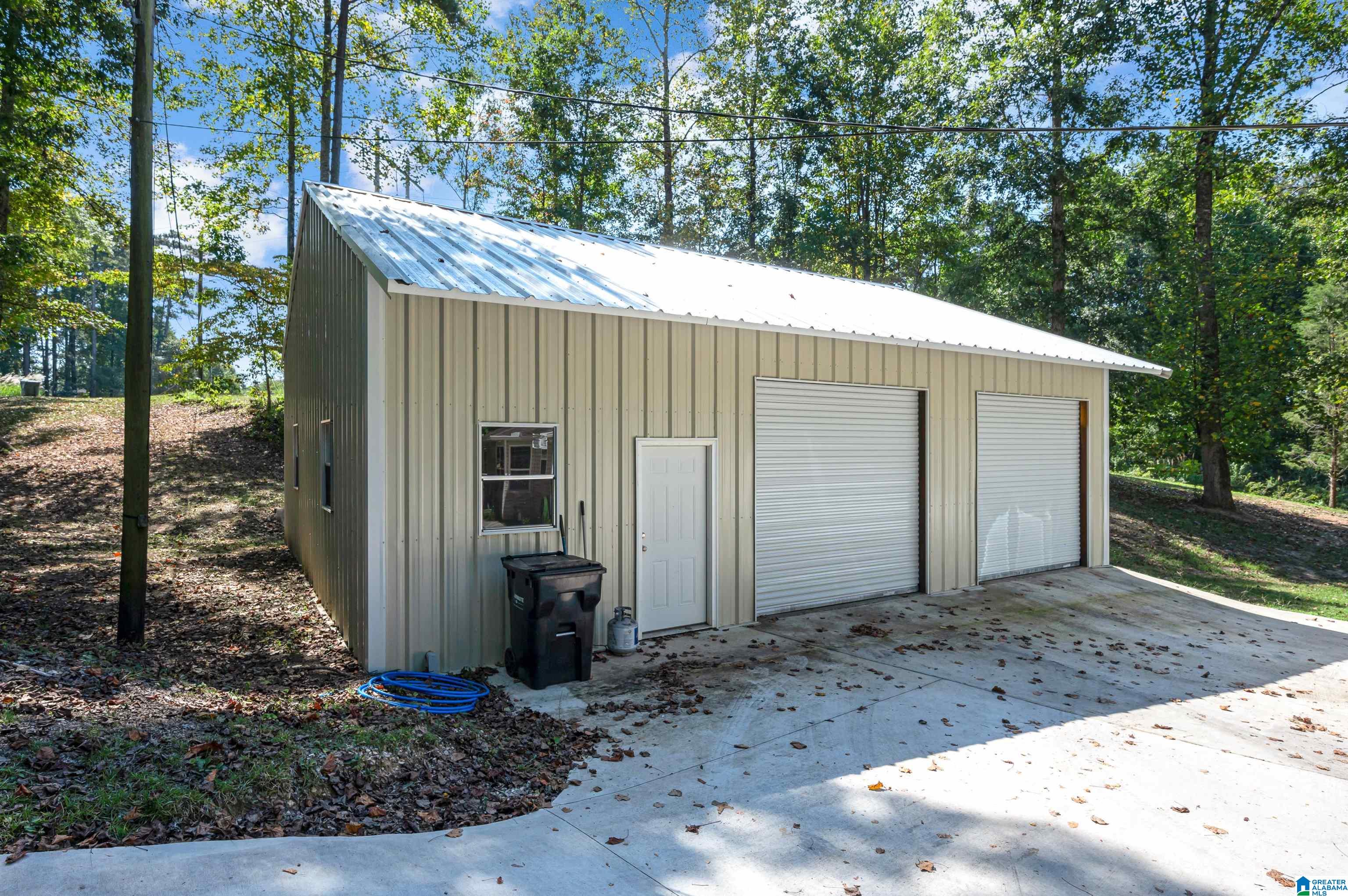 5976 Averhart Road Mount Olive, AL 35117 - Photo 32 of 38