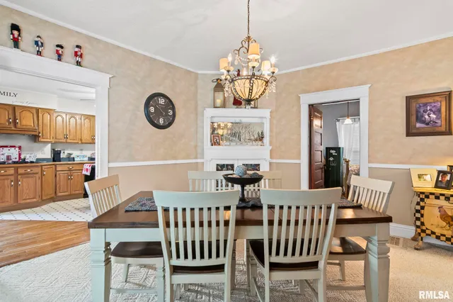 $209,000 | 110 South Blair Street, Virden, IL 62690