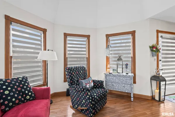 $209,000 | 110 South Blair Street, Virden, IL 62690