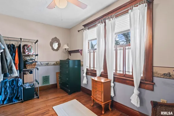 $209,000 | 110 South Blair Street, Virden, IL 62690