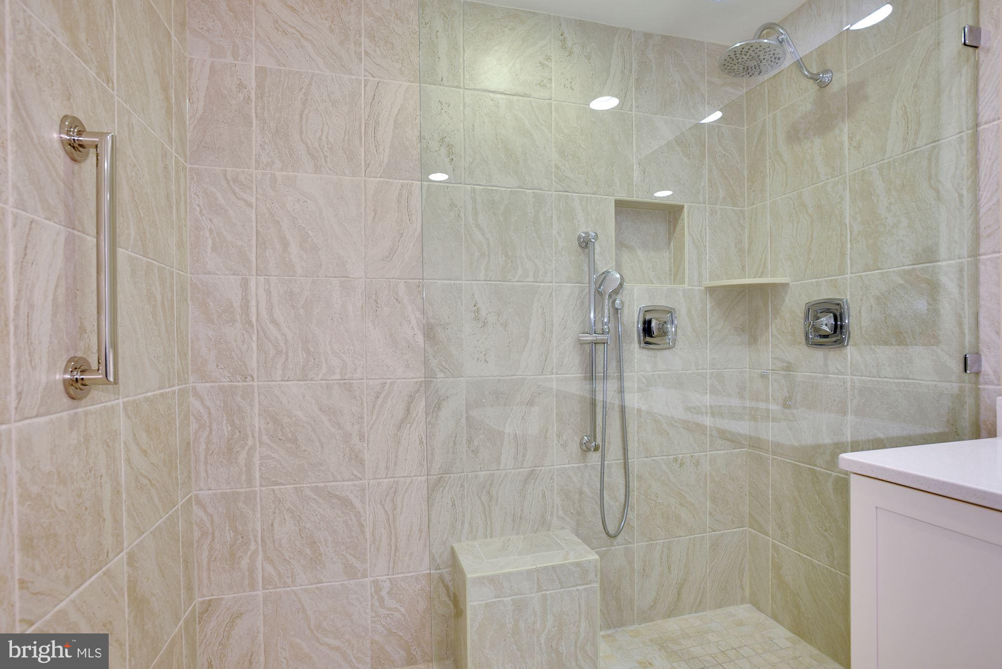 3819 Inverness Road Fairfax, VA 22033 - Photo 18 of 40 Gallery Image 18