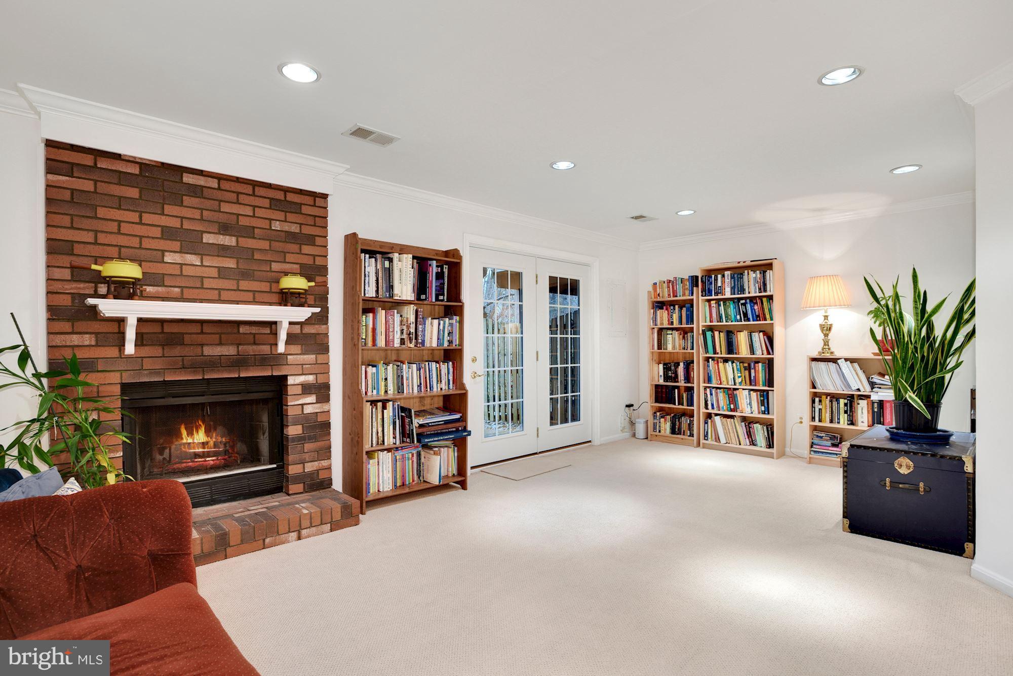 3819 Inverness Road Fairfax, VA 22033 - Photo 23 of 40 Gallery Image 23