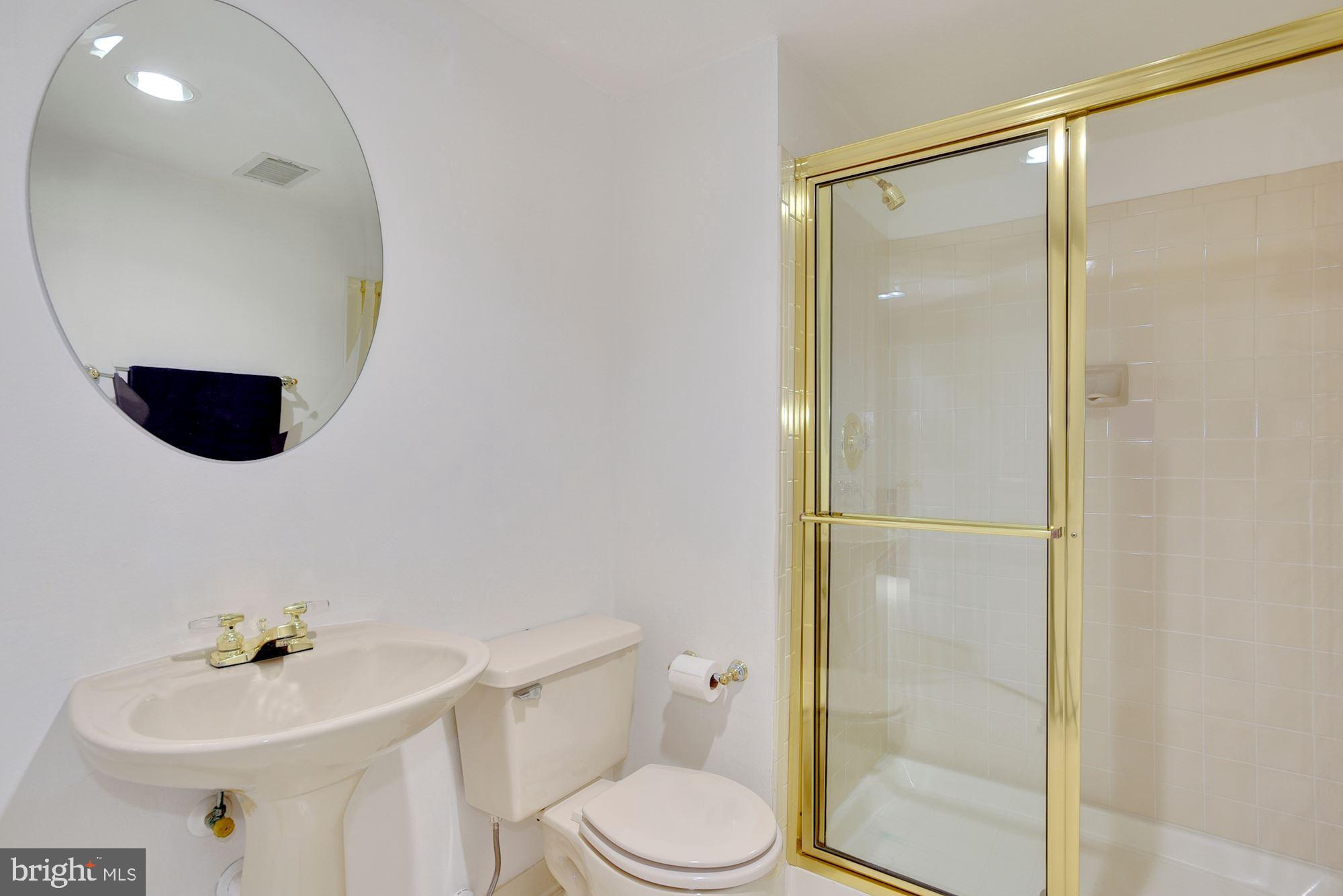 3819 Inverness Road Fairfax, VA 22033 - Photo 26 of 40 Gallery Image 26