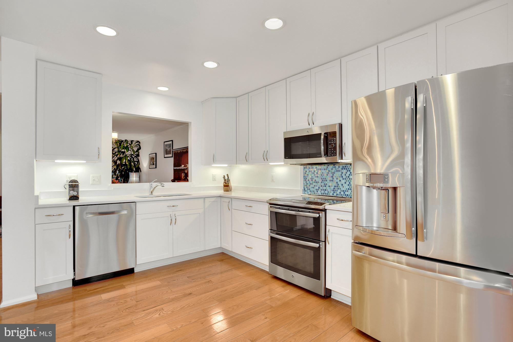 3819 Inverness Road Fairfax, VA 22033 - Photo 4 of 40 Gallery Image 4