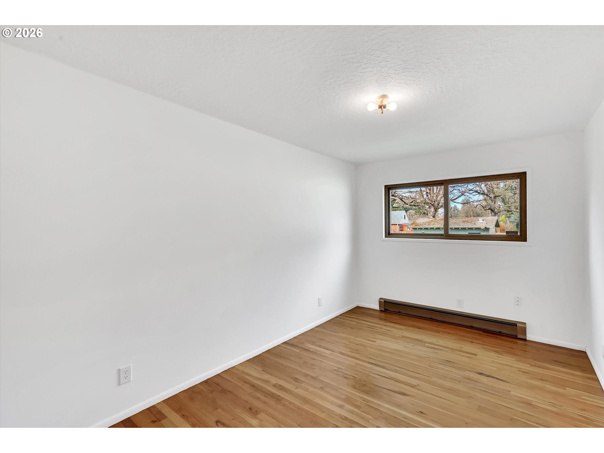 515 Harrison Street Fairview, OR 97024 - Photo 24 of 38 a view of an empty room
