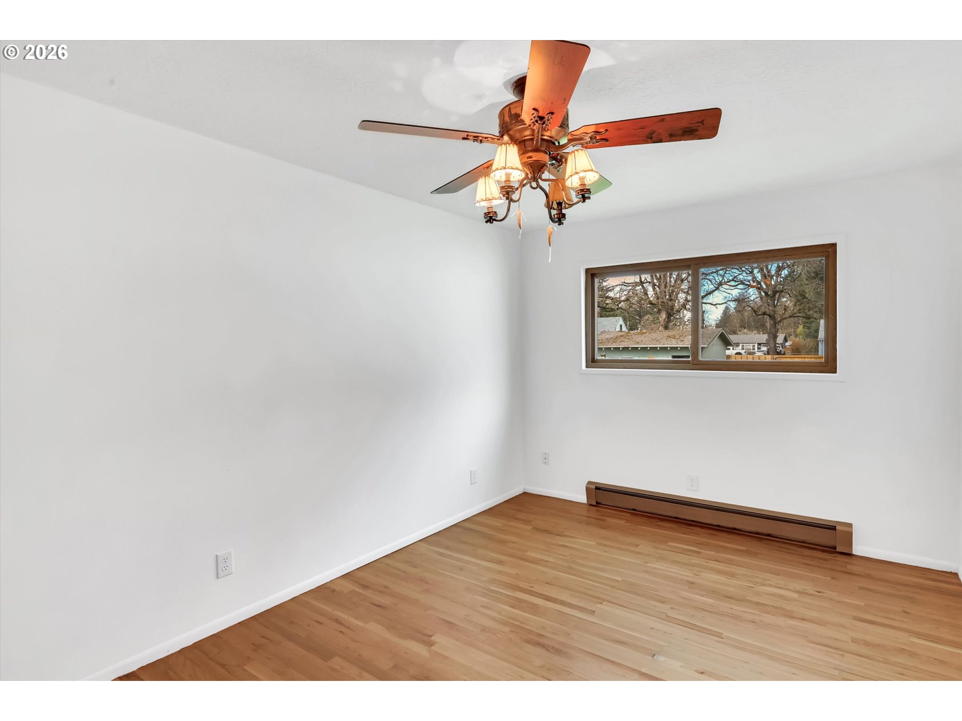 515 Harrison Street Fairview, OR 97024 - Photo 31 of 38 a view of an empty room