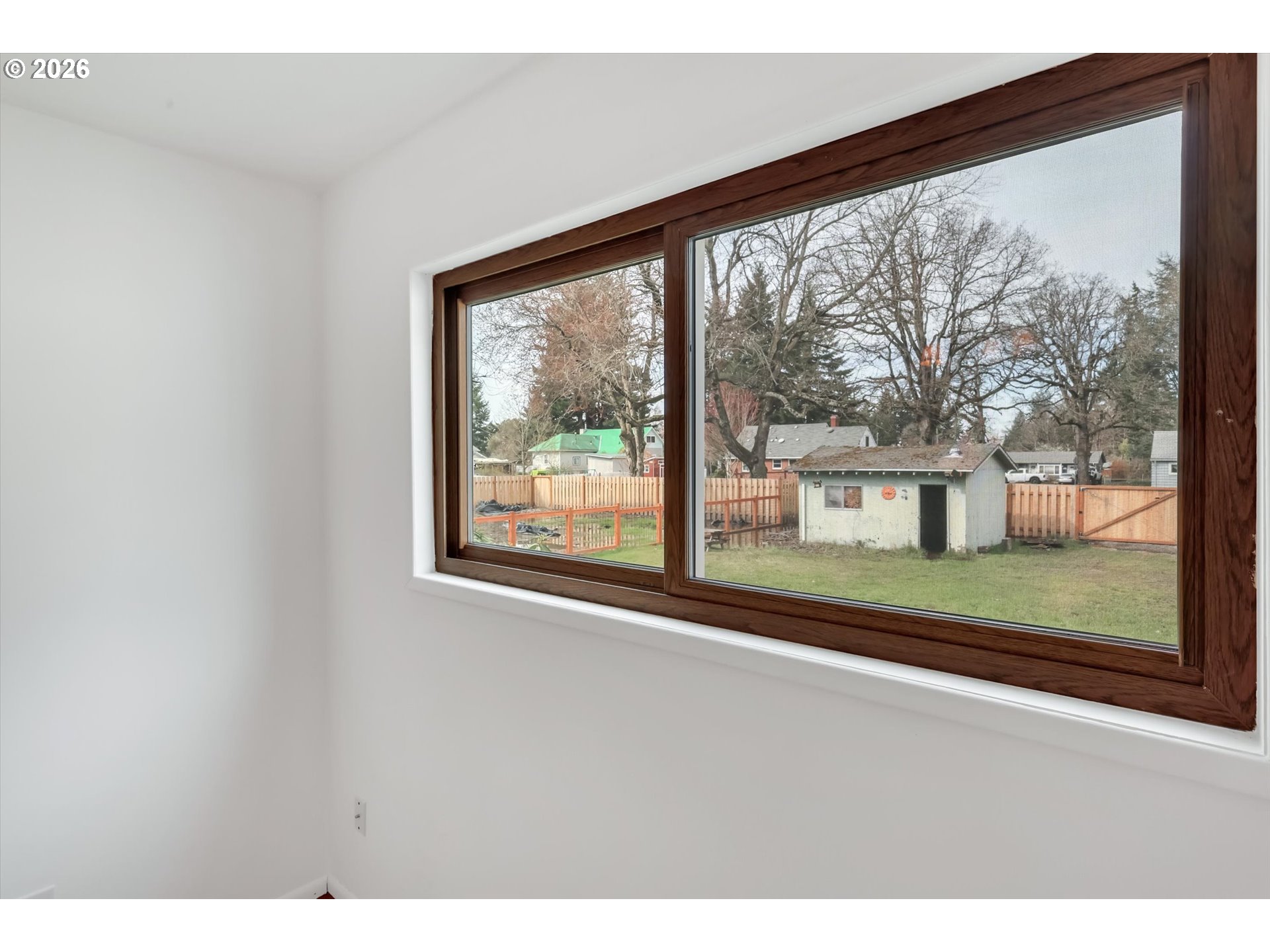 515 Harrison Street Fairview, OR 97024 - Photo 33 of 38 a view of a room with a large window