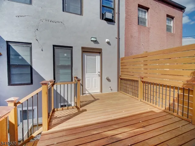 $3,800 | 16 Eagles Street, Newark, NJ 07102