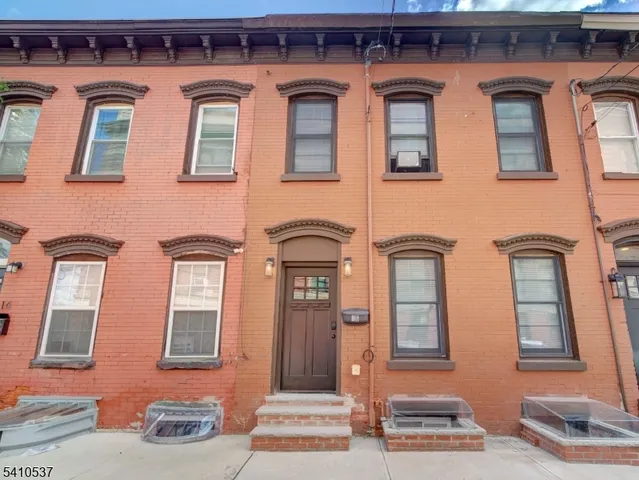 $3,800 | 16 Eagles Street, Newark, NJ 07102
