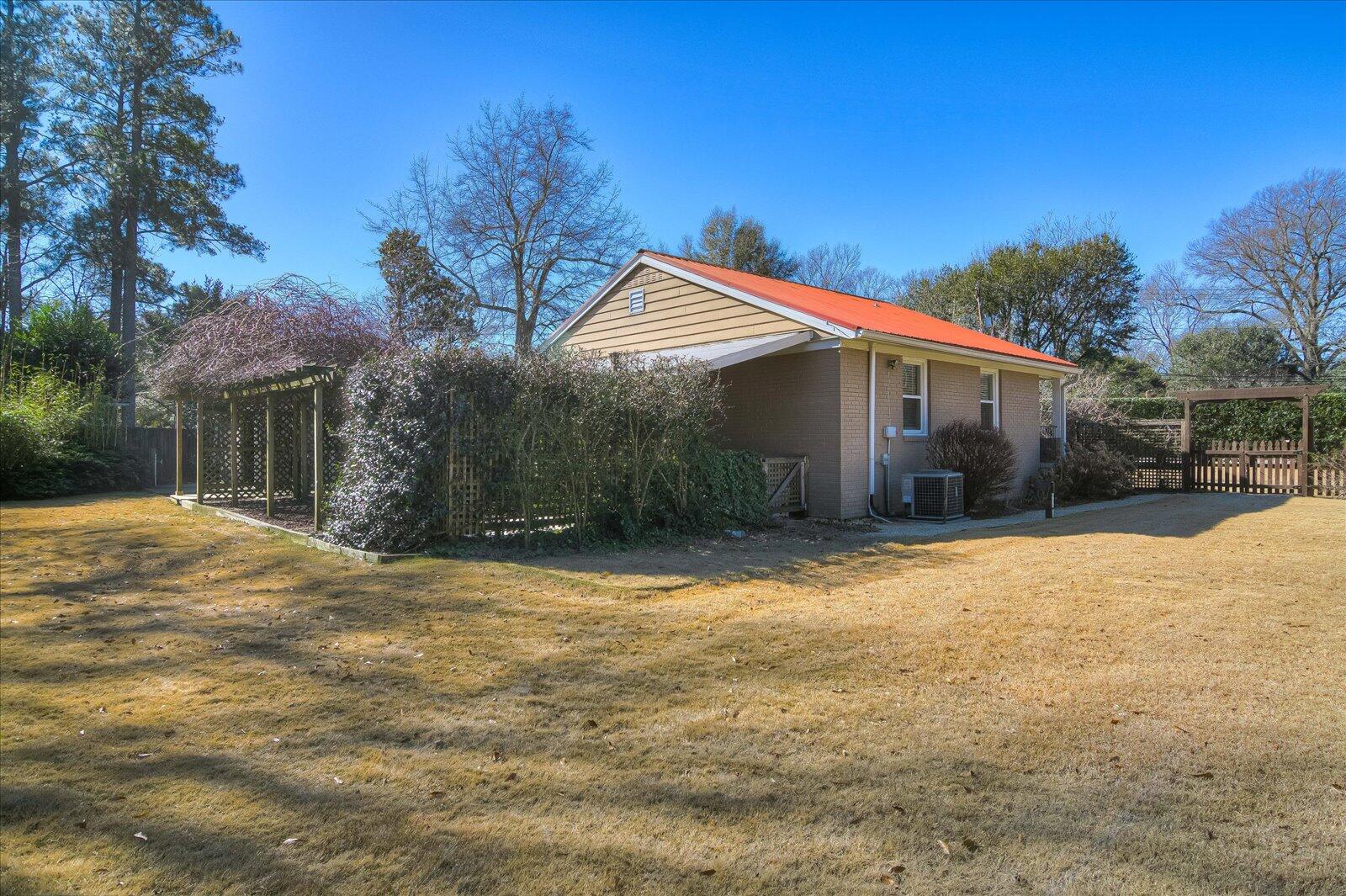 414 Banks Mill Road Southeast Aiken, SC 29801 - Photo 27 of 33