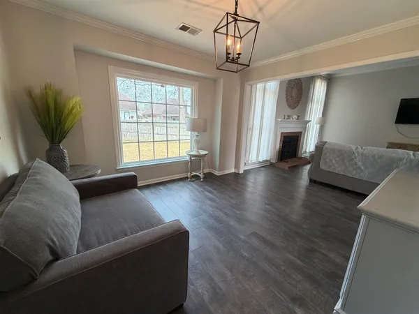 $2,000 | 1565 Dexter Run West, Memphis, TN 38016