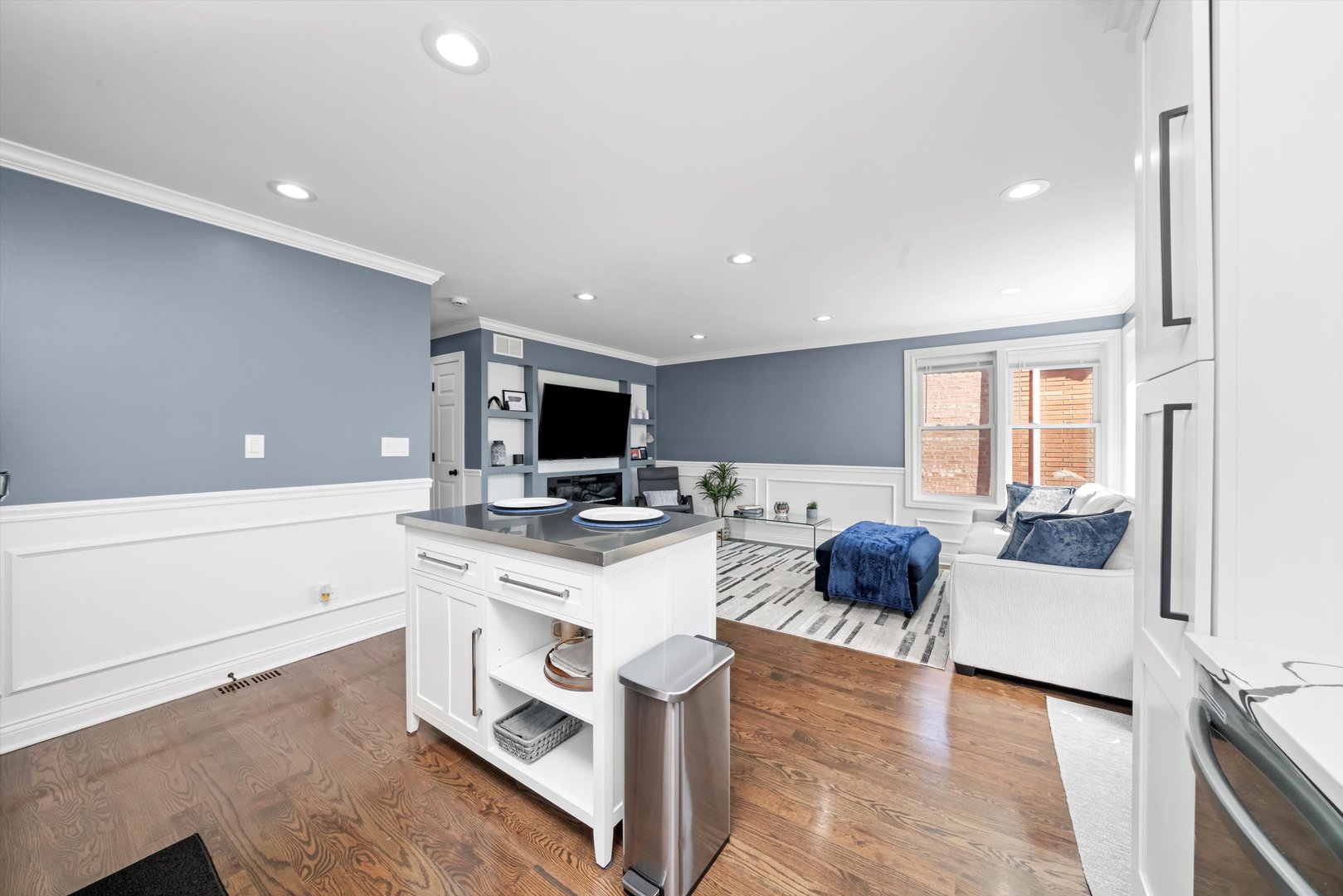 7756 South Spaulding Avenue Chicago, IL 60652 - Photo 13 of 34