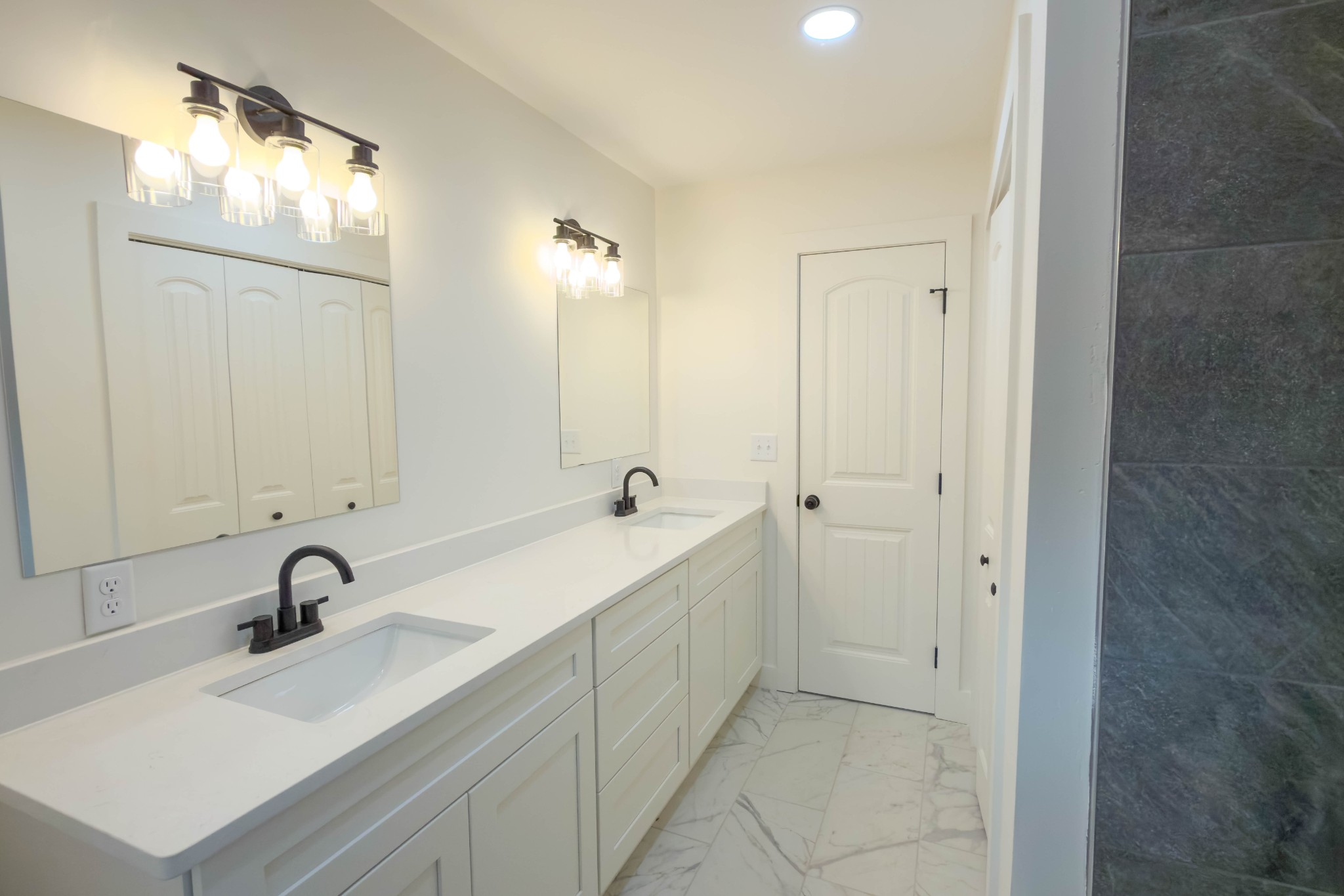 2239 Hunter Bills Road Lewisburg, TN 37091 - Photo 32 of 53 a bathroom with a sink and a mirror
