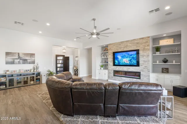 $1,375,000 | 8523 North 192nd Avenue, Waddell, AZ 85355