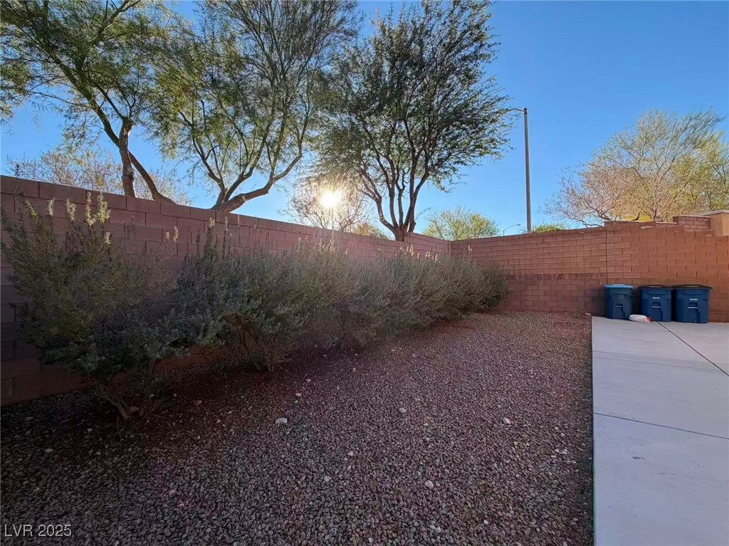 7473 Glorious Sun Drive Las Vegas, NV 89178 - Photo 42 of 45