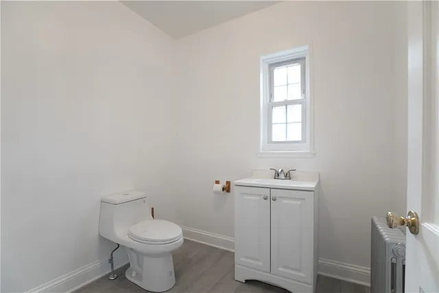 $1,650 | 546 Main Street, Warren, RI 02885