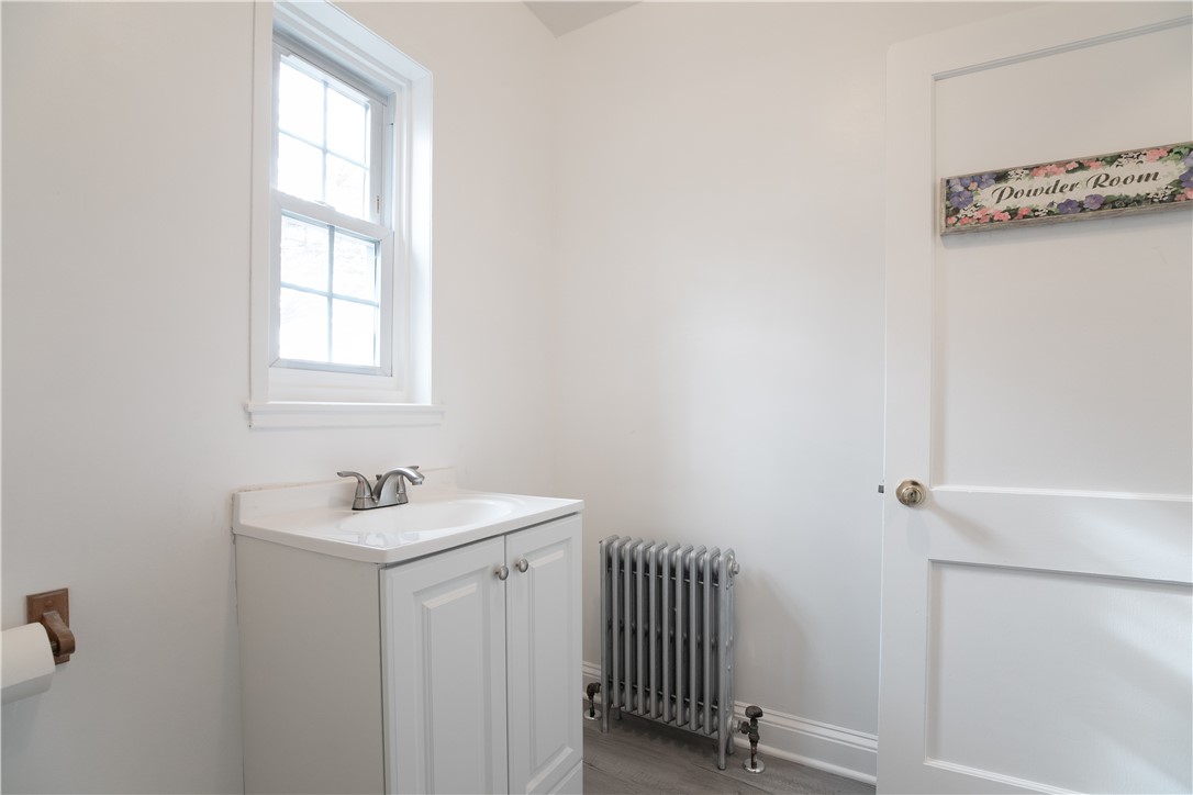 546 Main Street Warren, RI 02885 - Photo 13 of 21