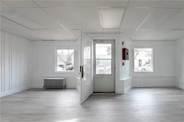 $1,650 | 546 Main Street, Warren, RI 02885