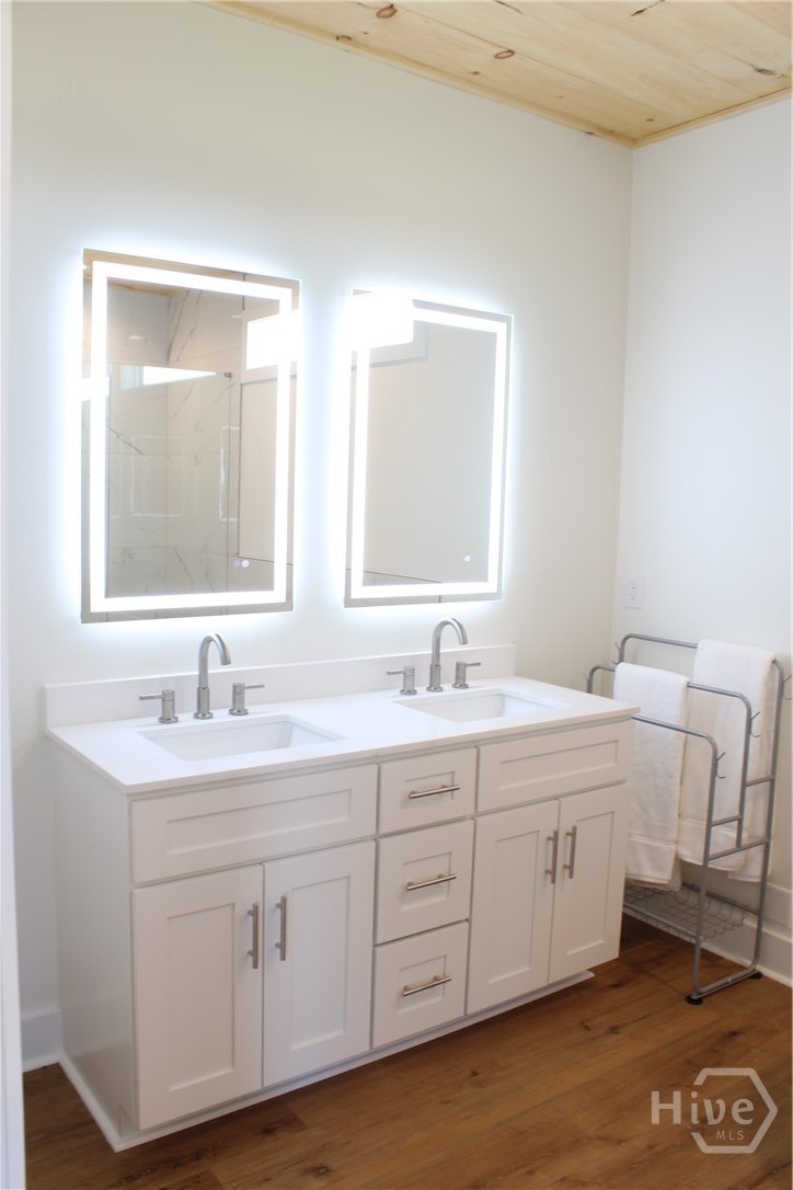 825 New Town Church Road Carlton, GA 30627 - Photo 42 of 49 Primary bathroom