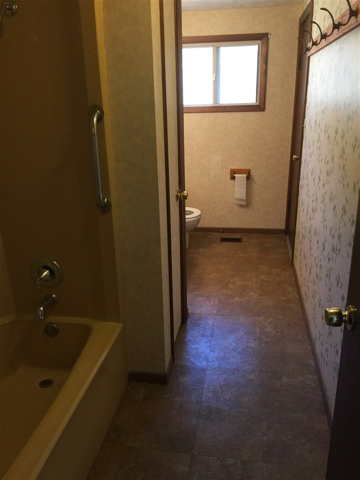 4732 Strait Road Traverse City, MI 49685 - Photo 10 of 20 1809514-9.JPG
