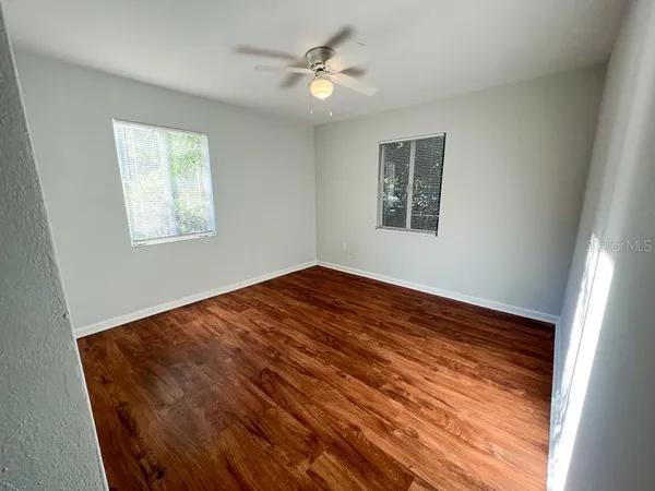 a view of empty room with window