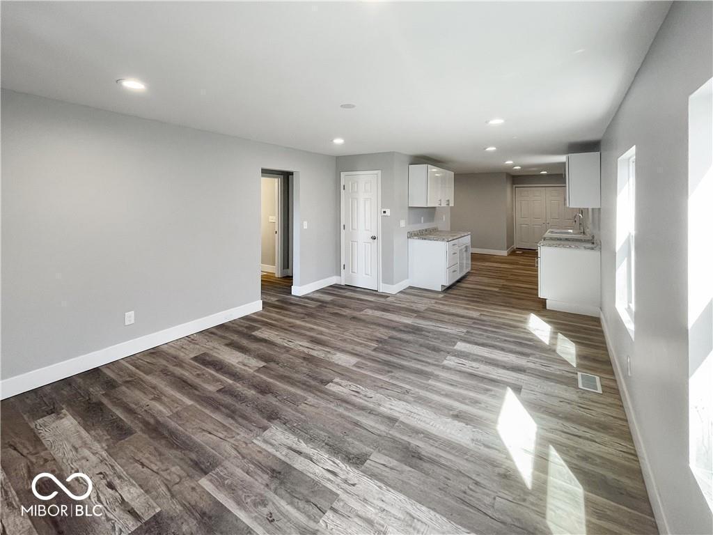 4630 Farrington Avenue Indianapolis, IN 46201 - Photo 2 of 11