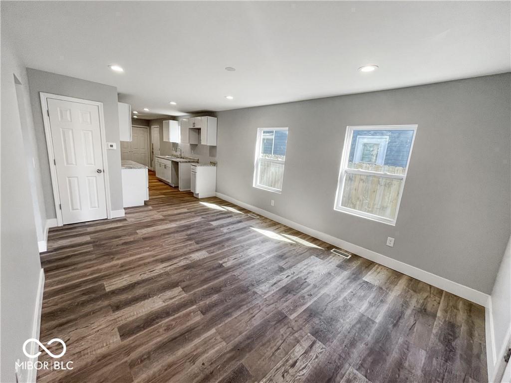 4630 Farrington Avenue Indianapolis, IN 46201 - Photo 3 of 11