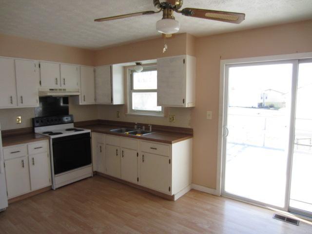 4475 Charlotte Road Obetz, OH 43207 - Photo 3 of 10 Gallery Image 3