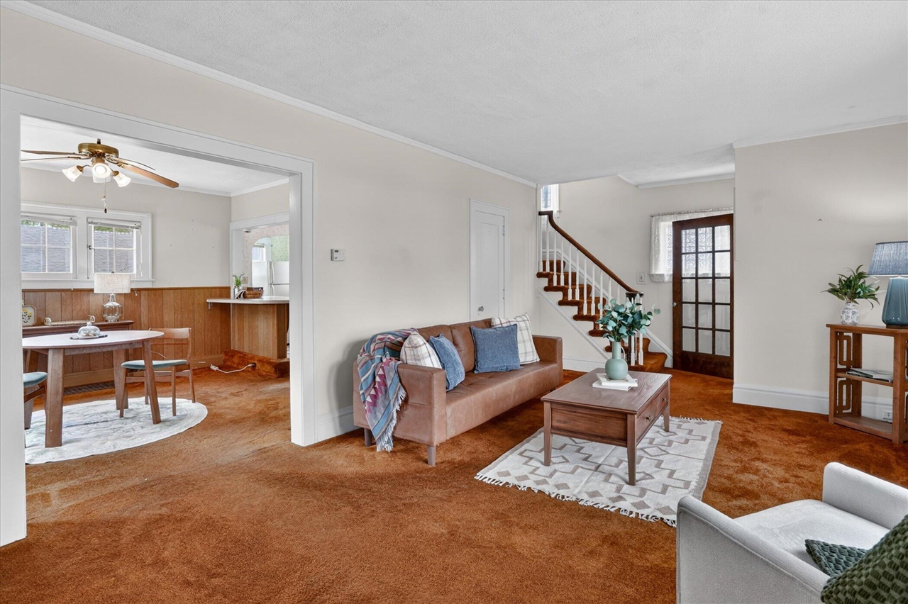 747 Crescent Road Jackson, MI 49203 - Photo 9 of 60 Gallery Image 9