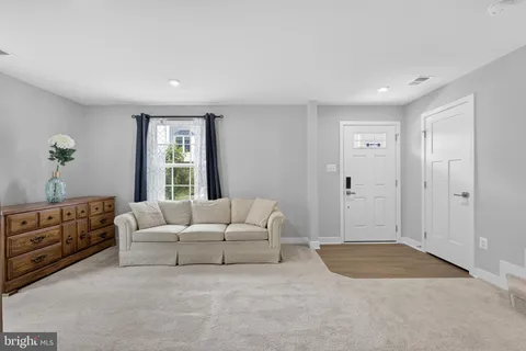 $469,900 | 718 Kalmar Lane, Middletown, DE 19709
