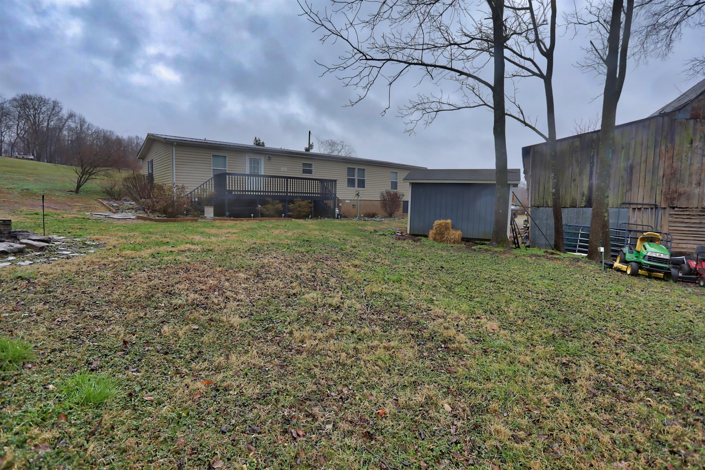 3686 Armstrong Road Springfield, TN 37172 - Photo 27 of 30 a view of a backyard of the house