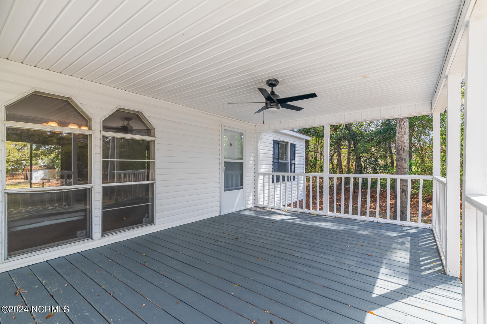 1119 CCC Road Sneads Ferry, NC 28460 - Photo 7 of 43 7