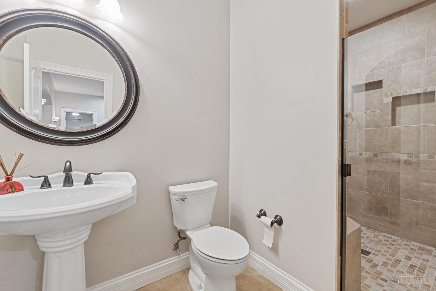 163 Compton Road Wyoming, OH 45215 - Photo 31 of 47 Gallery Image 31