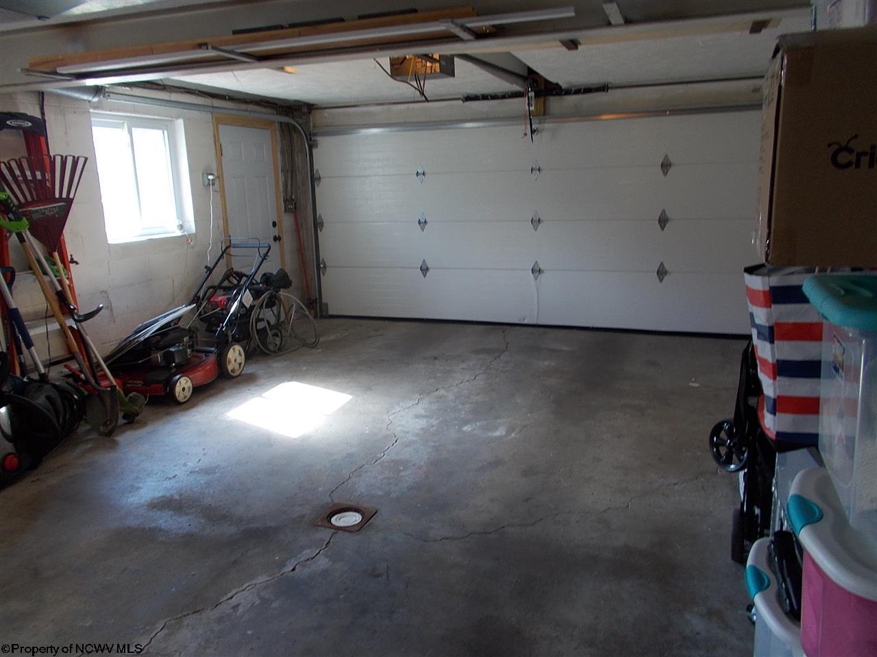 1132 Cloverhill Road Fairmont, WV 26554 - Photo 25 of 27 Gallery Image 25