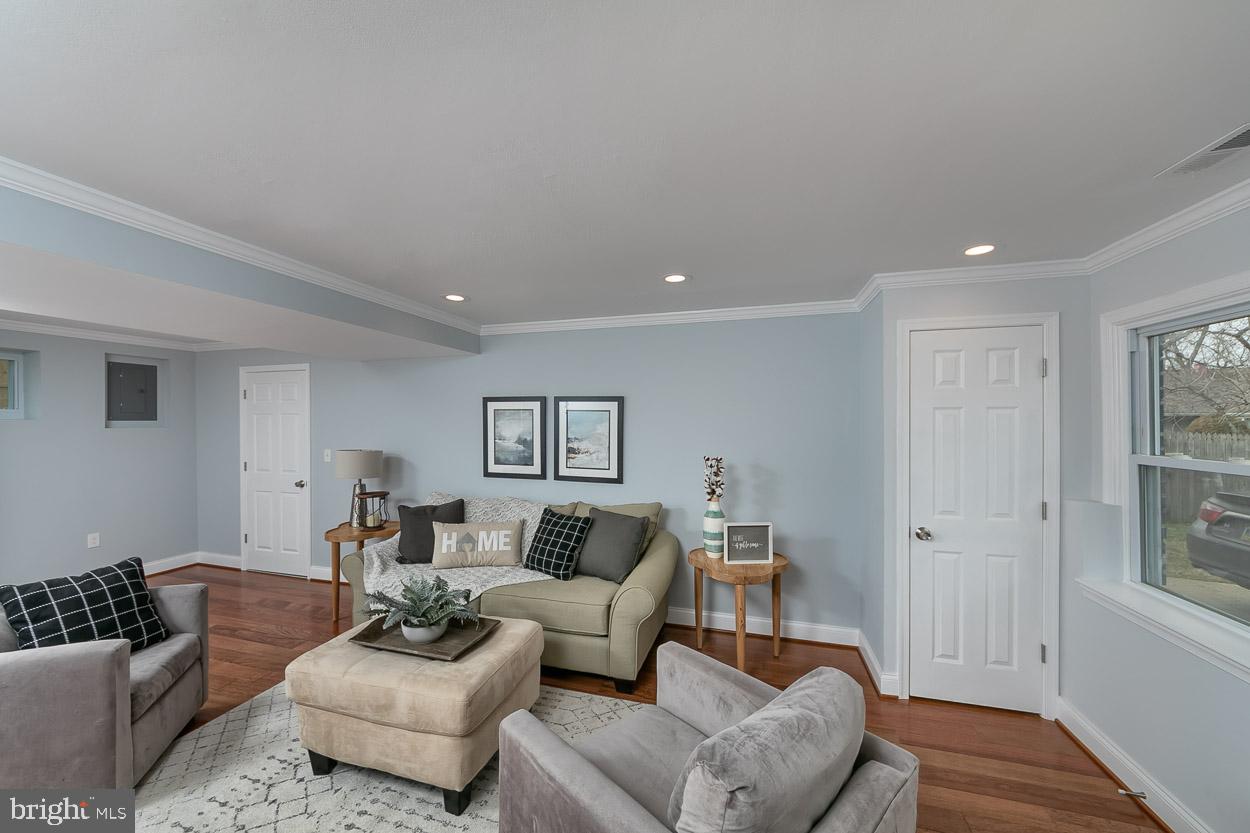 151 Westbury Road Lutherville-Timonium, MD 21093 - Photo 28 of 44 Beautiful Recreation Room!
