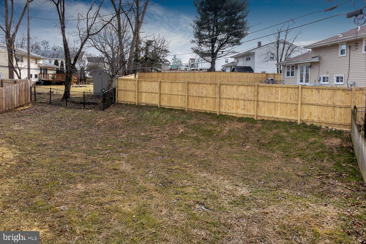 151 Westbury Road Lutherville-Timonium, MD 21093 - Photo 35 of 44 Fully Fenced Rear!