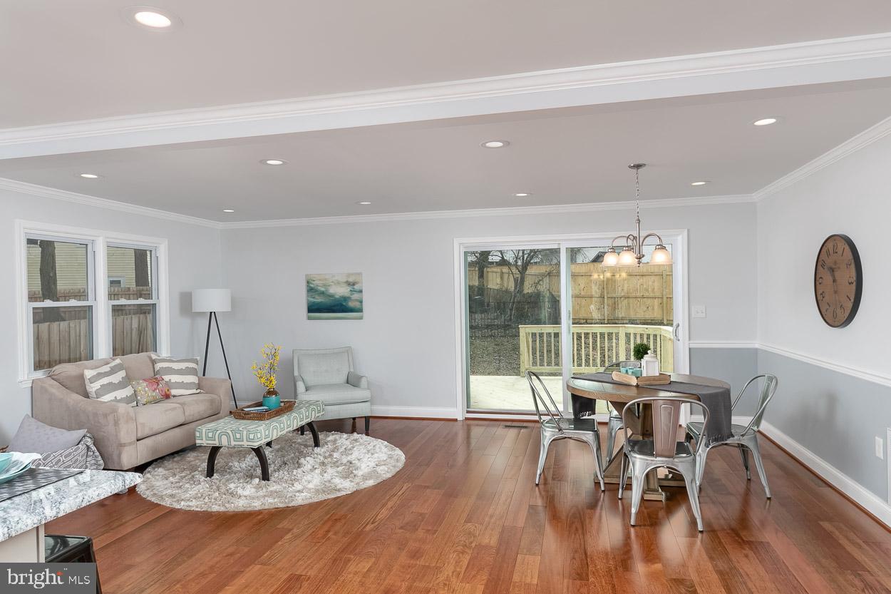 151 Westbury Road Lutherville-Timonium, MD 21093 - Photo 5 of 44 Living Room / Dining Room Combo!