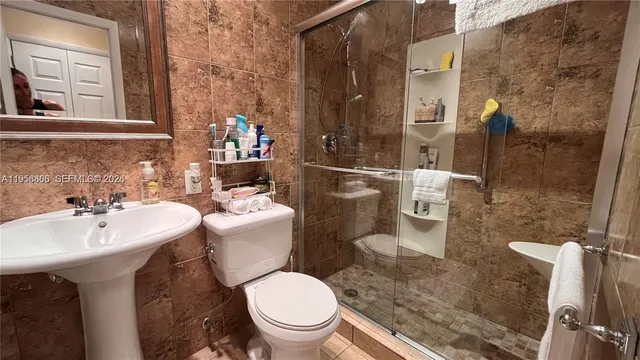 $1,650 | 2001 South Ocean Drive, Unit 55, Hallandale Beach, FL 33009