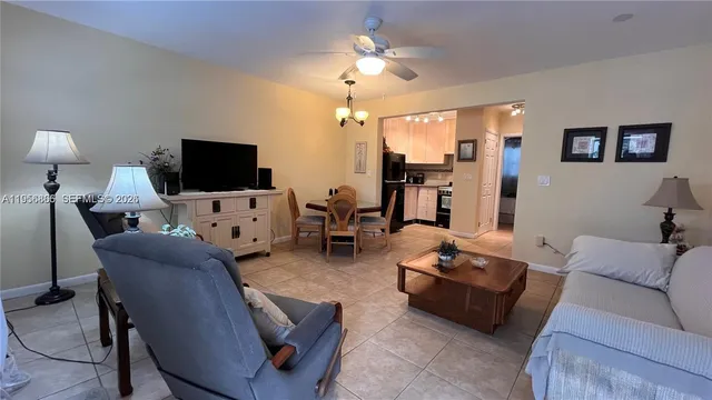 $1,650 | 2001 South Ocean Drive, Unit 55, Hallandale Beach, FL 33009
