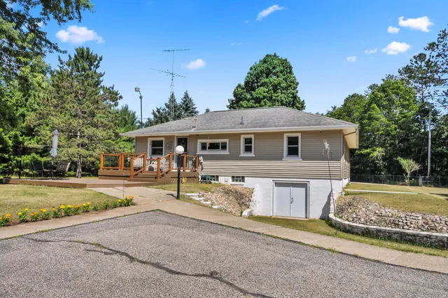 $324,999 | 3914 135th Avenue, Hersey, MI 49639