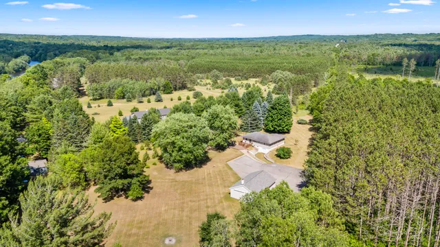 $324,999 | 3914 135th Avenue, Hersey, MI 49639