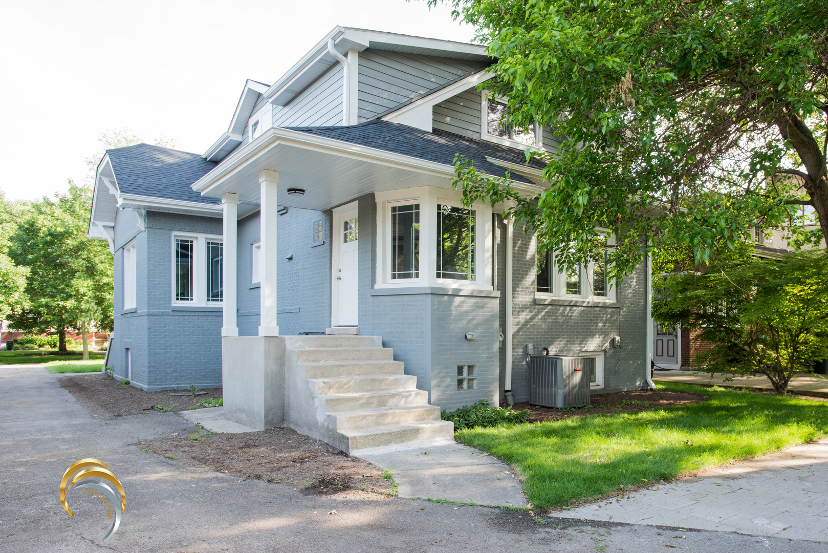 212 Gage Road Riverside, IL 60546 - Photo 3 of 19 a front view of a house with garden