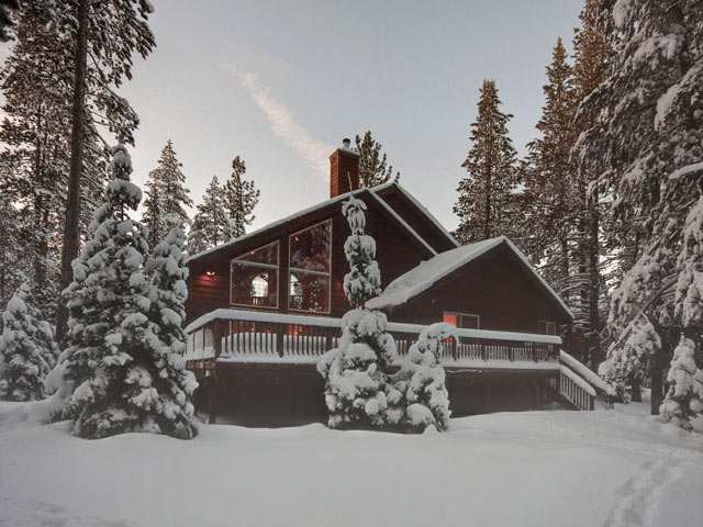 11554 Chalet Road, Unit 11 Truckee, CA 96161 - Photo 2 of 9 Gallery Image 2