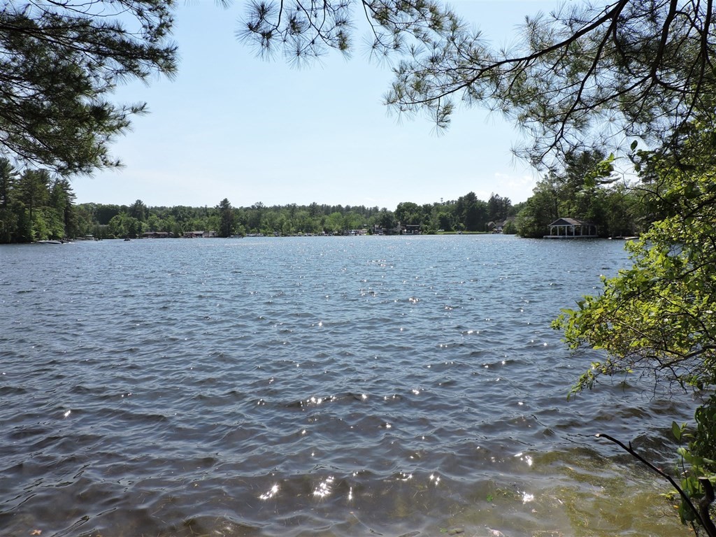 4 Long Island Webster, MA 01570 - Photo 3 of 27