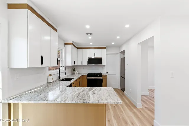 $674,200 | 5 Friar Court, Jackson, NJ 08527