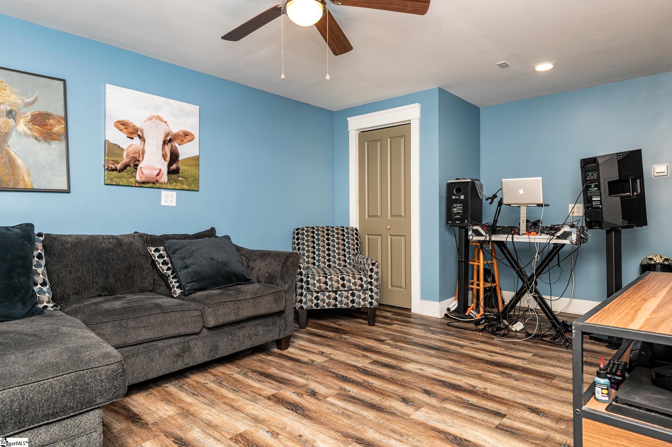 407 Woolridge Way Greer, SC 29650 - Photo 28 of 35 Gallery Image 28