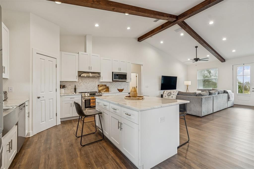 5614 Pless Road Plant City, FL 33565 - Photo 17 of 98