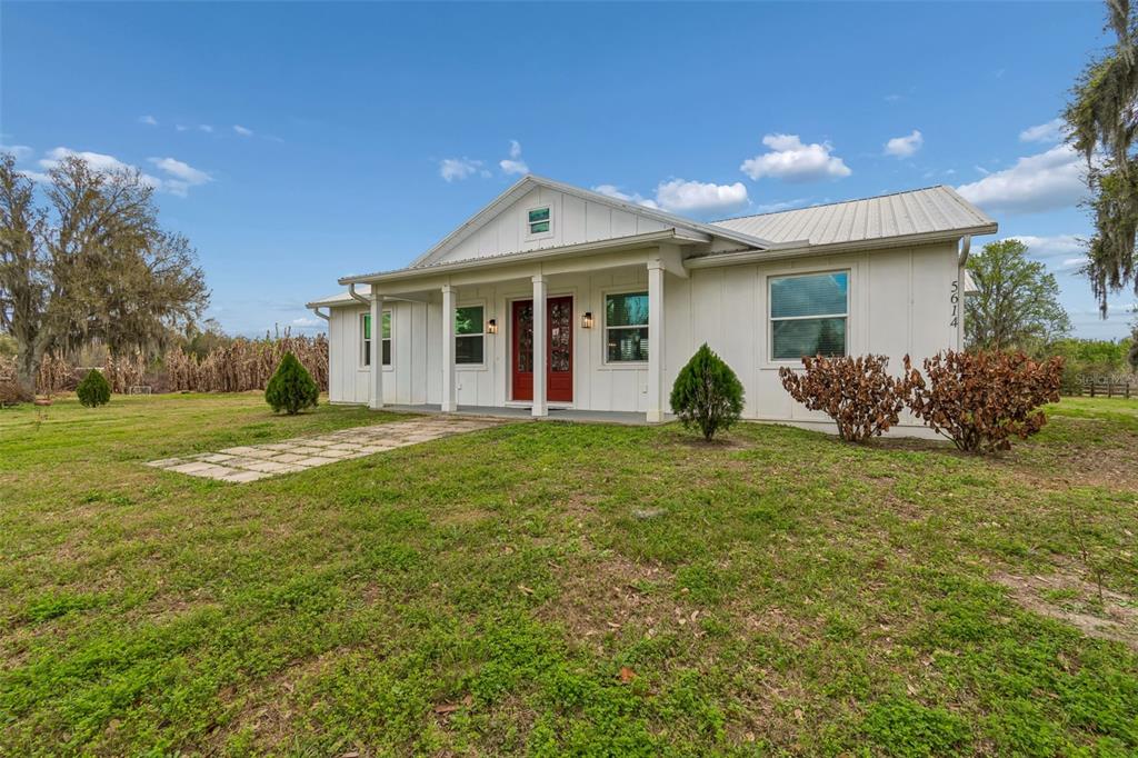 5614 Pless Road Plant City, FL 33565 - Photo 2 of 98