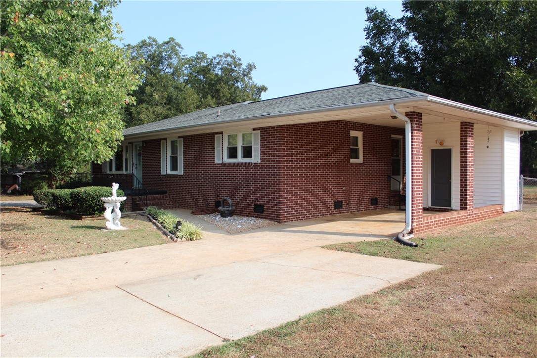 910 Gordon Street Anderson, SC 29626 - Photo 16 of 18 Gallery Image 16